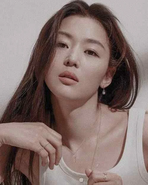 Jun Ji Hyun - jun-ji-hyun-sexy-24.webp